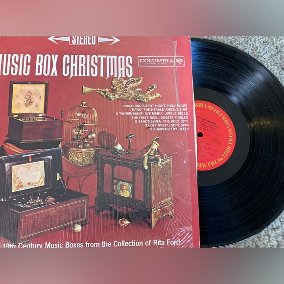 Vintage Christmas Vinyl ￼Record Bundle Of 5 - Picture 7 of 11